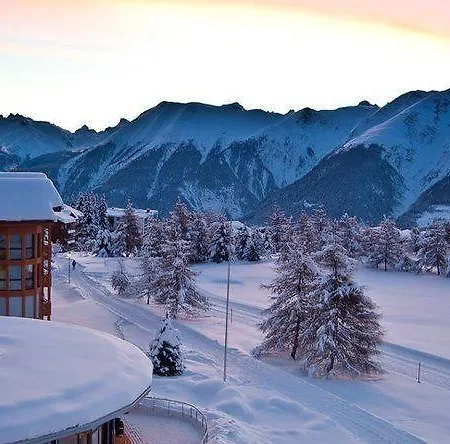 Royal Resort